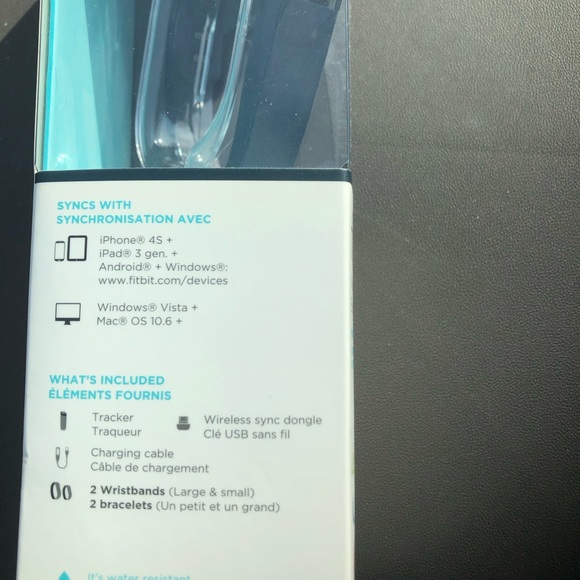 Fitbit Flex Wireless Activity + Sleep Wristband, Black plus 6 additional small - Picture 4 of 6